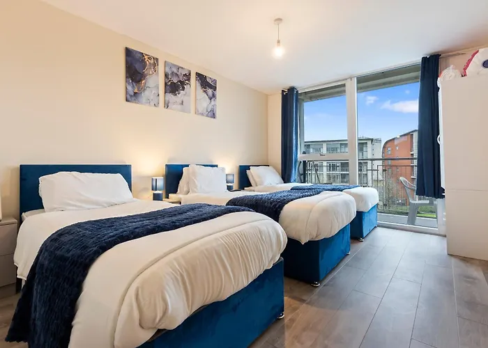 Casa Navy II City Comfort & Style